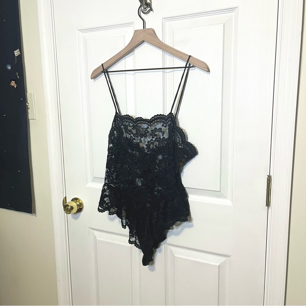 ✧･ﾟvtn victoria’s secret gold label black lace teddy bodysuit